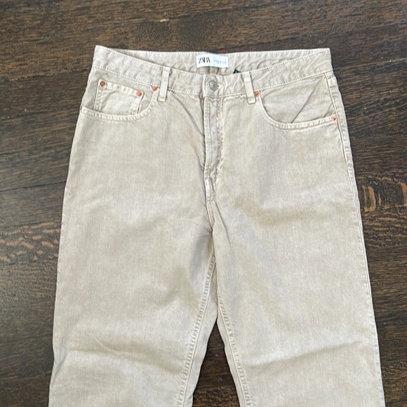 ZARA Beige Jeans - Picture 2 of 6